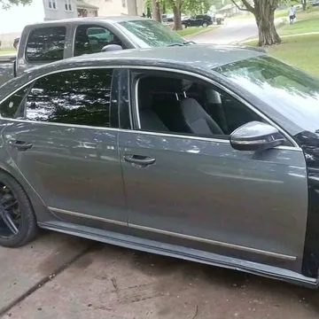 2016 Volkswagen Passat 1.8T R-Line Sedan 4D