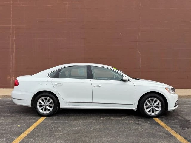 2016 Volkswagen Passat - Image 7 of 21