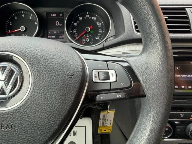 2016 Volkswagen Passat - Image 21 of 21