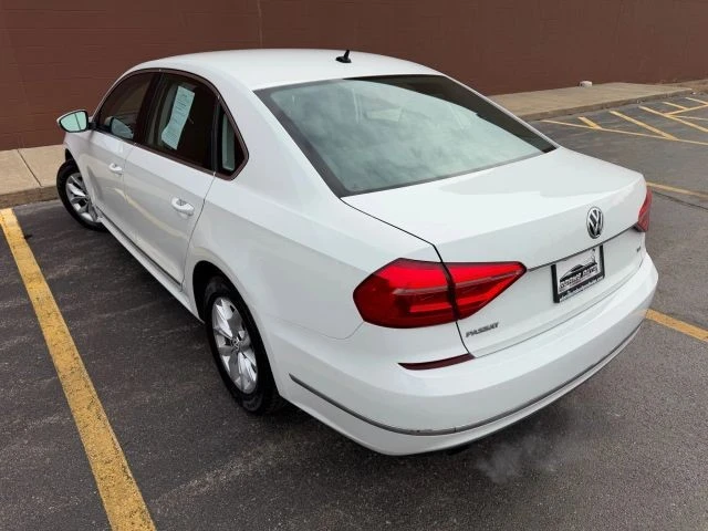 2016 Volkswagen Passat - Image 13 of 21