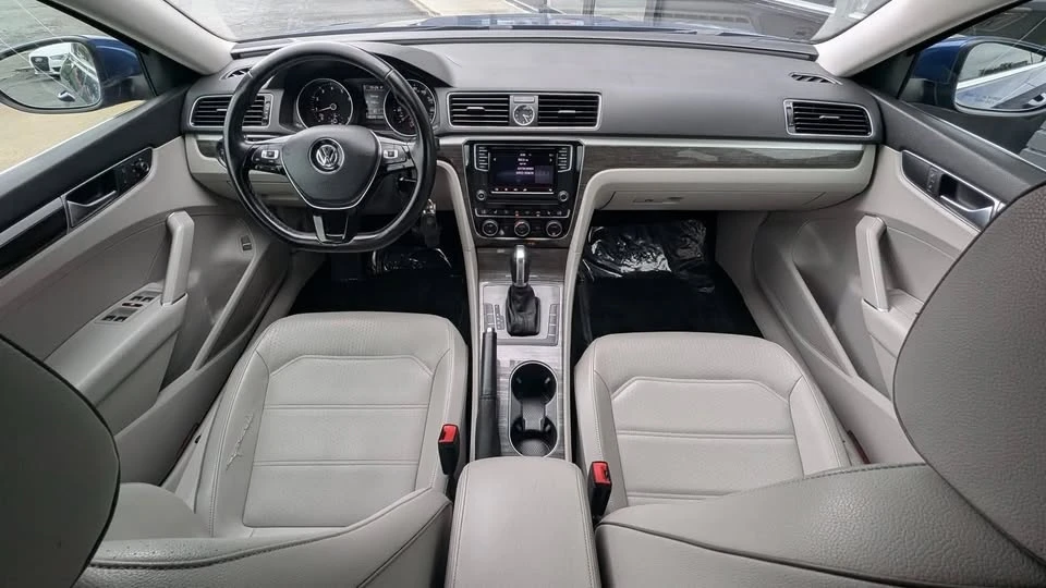 2016 Volkswagen Passat - Image 13 of 19