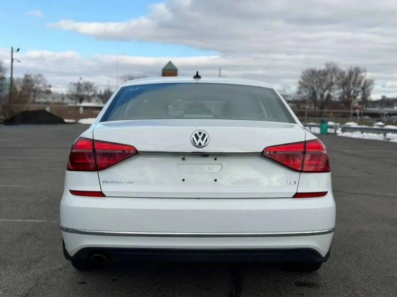 2016 Volkswagen Passat - Image 5 of 12