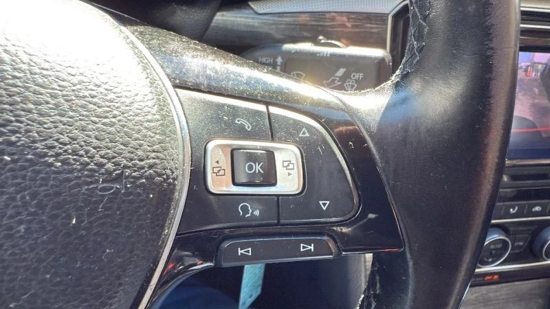2016 Volkswagen Passat - Image 11 of 12