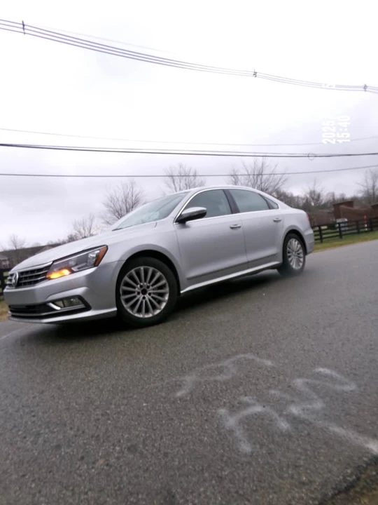 2016 Volkswagen Passat - Image 3 of 4