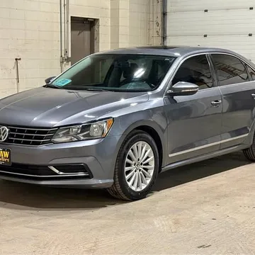 2016 Volkswagen Passat 1.8T SE