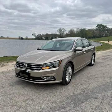 2016 Volkswagen Passat 1.8T SE