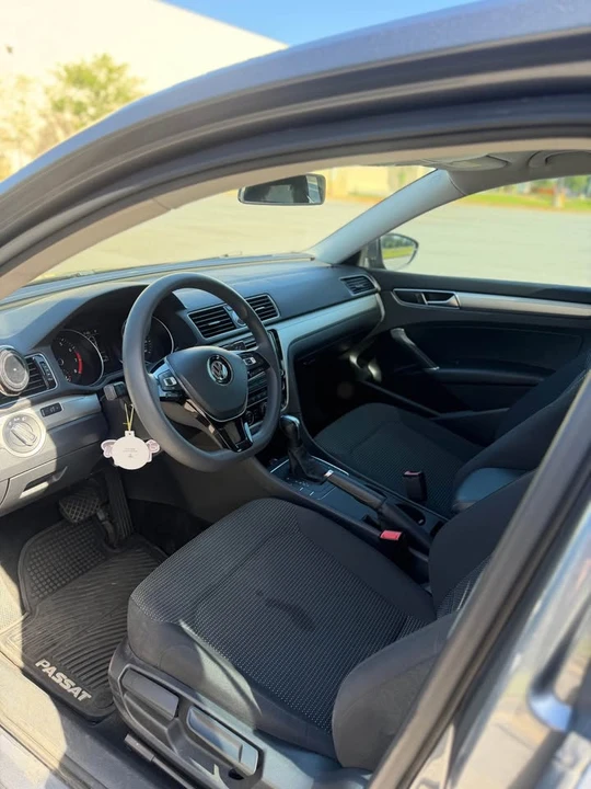 2016 Volkswagen Passat - Image 9 of 14
