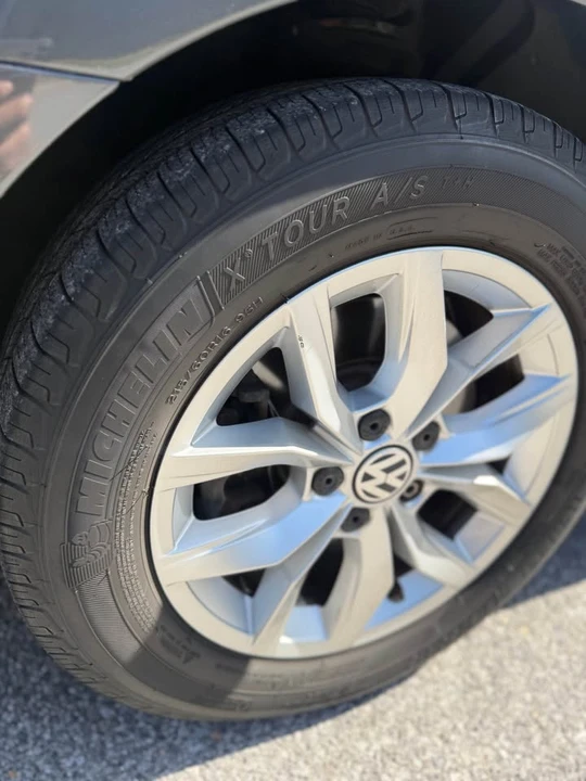 2016 Volkswagen Passat - Image 13 of 14