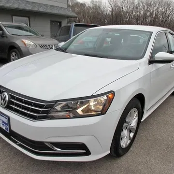 2016 Volkswagen Passat 1.8T S