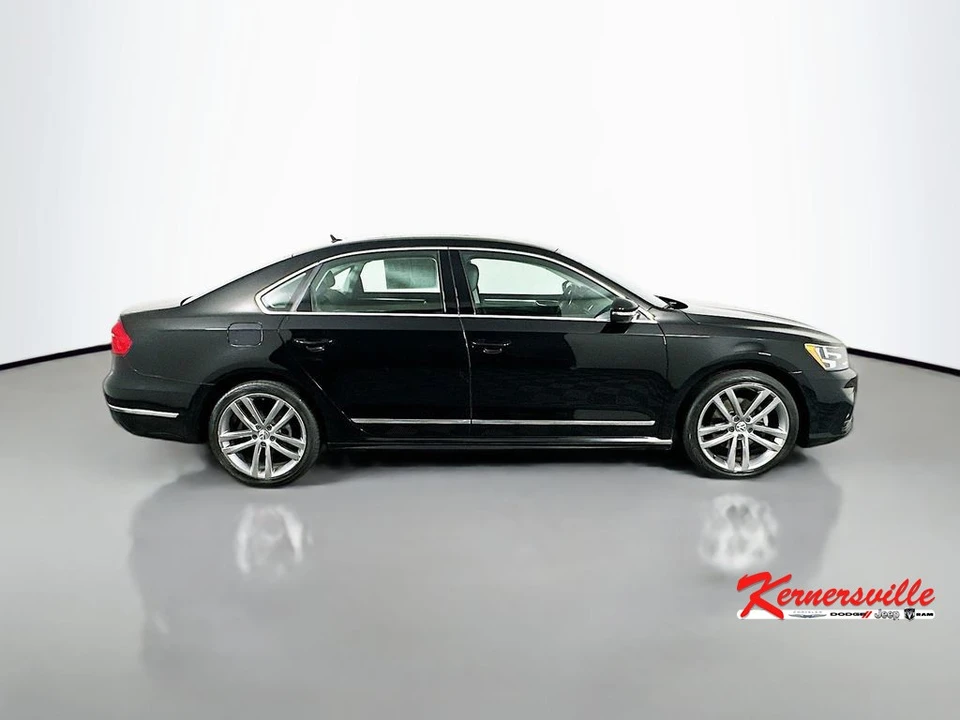 2016 Volkswagen Passat - Image 8 of 21