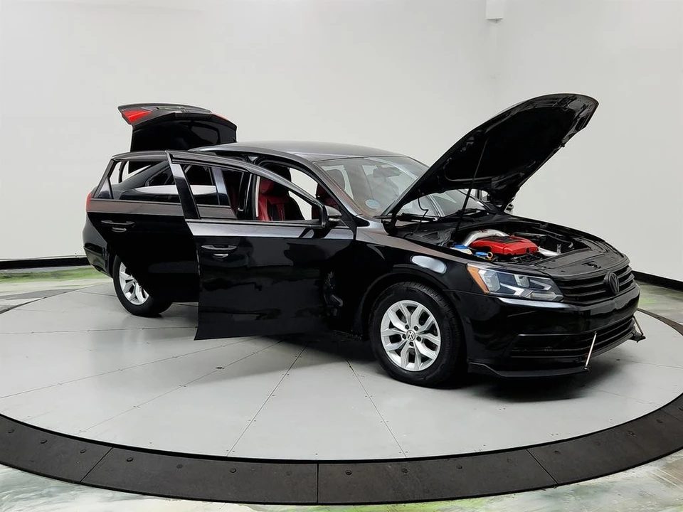 2016 Volkswagen Passat - Image 10 of 12