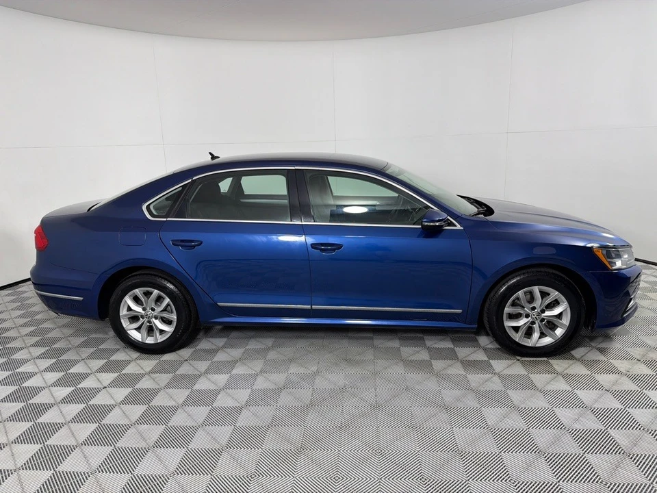 2016 Volkswagen Passat - Image 4 of 21