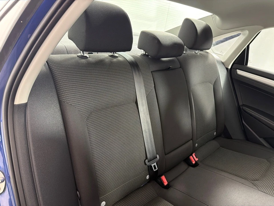 2016 Volkswagen Passat - Image 20 of 21