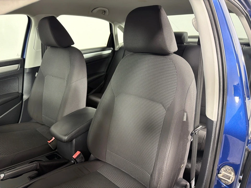 2016 Volkswagen Passat - Image 12 of 21