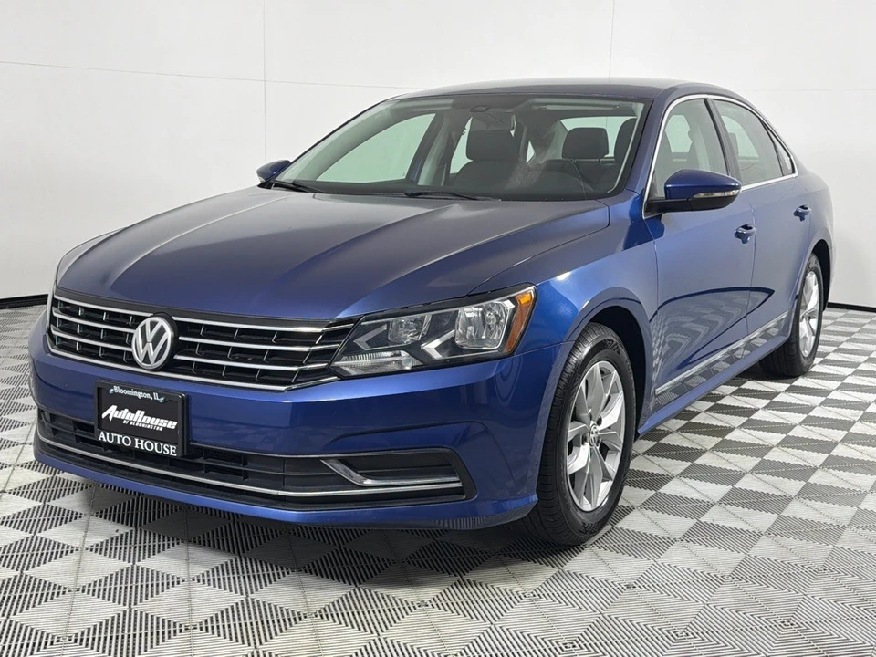 2016 Volkswagen Passat - Image 9 of 21