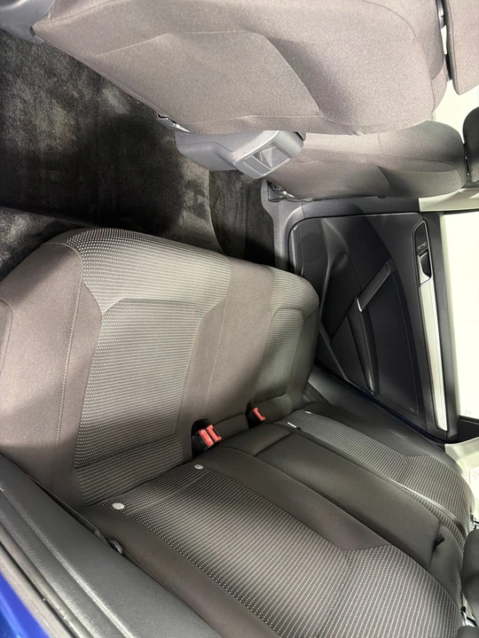2016 Volkswagen Passat - Image 17 of 21