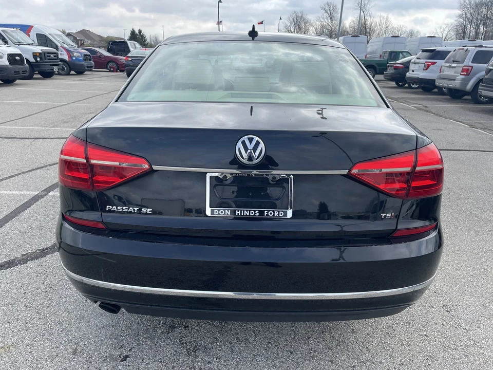 2016 Volkswagen Passat - Image 7 of 21