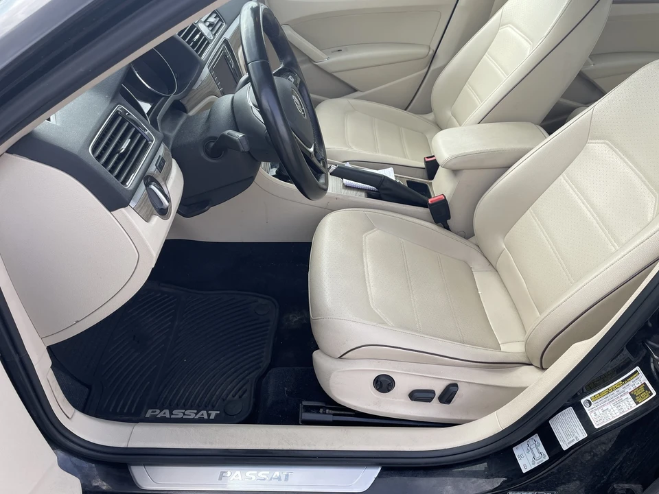 2016 Volkswagen Passat - Image 21 of 21