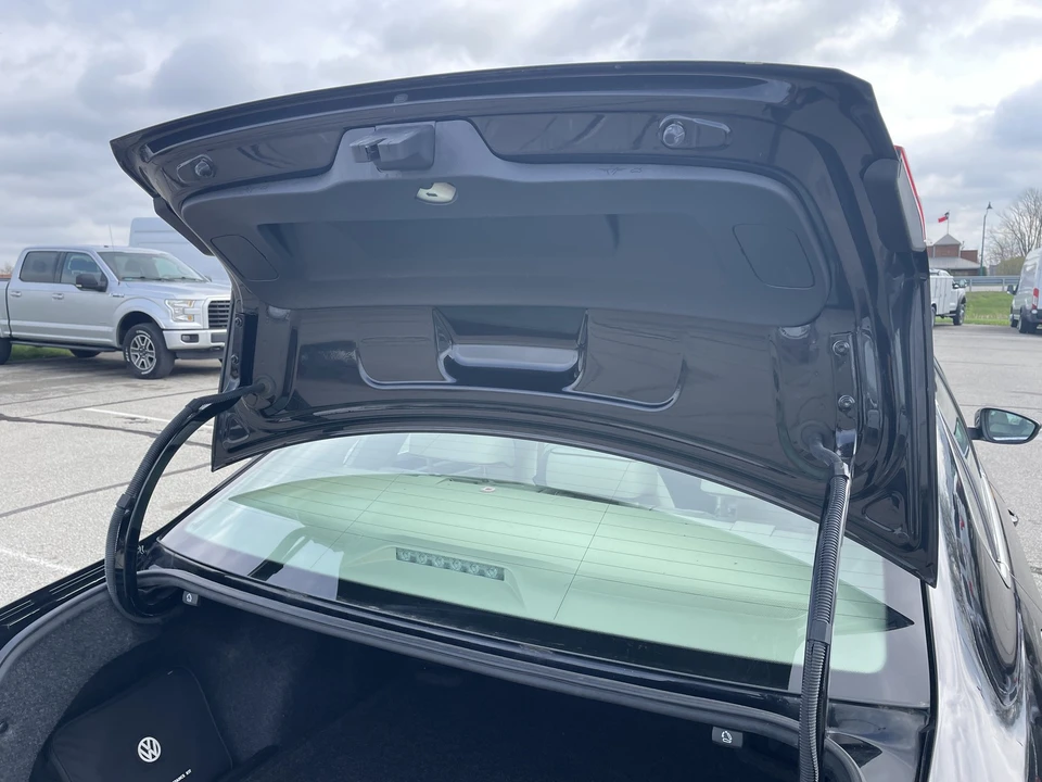 2016 Volkswagen Passat - Image 17 of 21