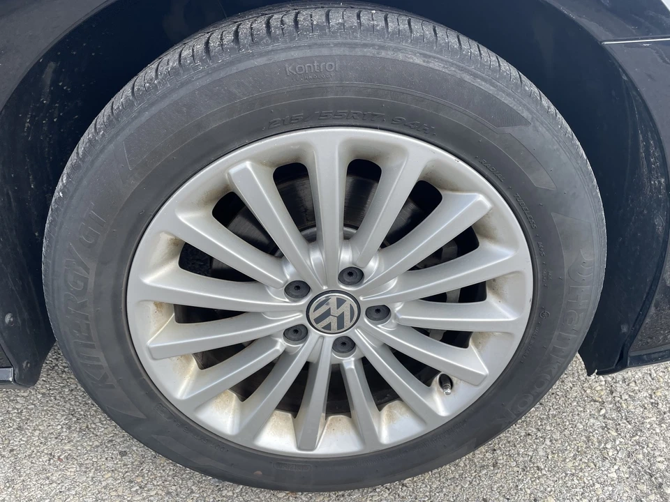 2016 Volkswagen Passat - Image 11 of 21