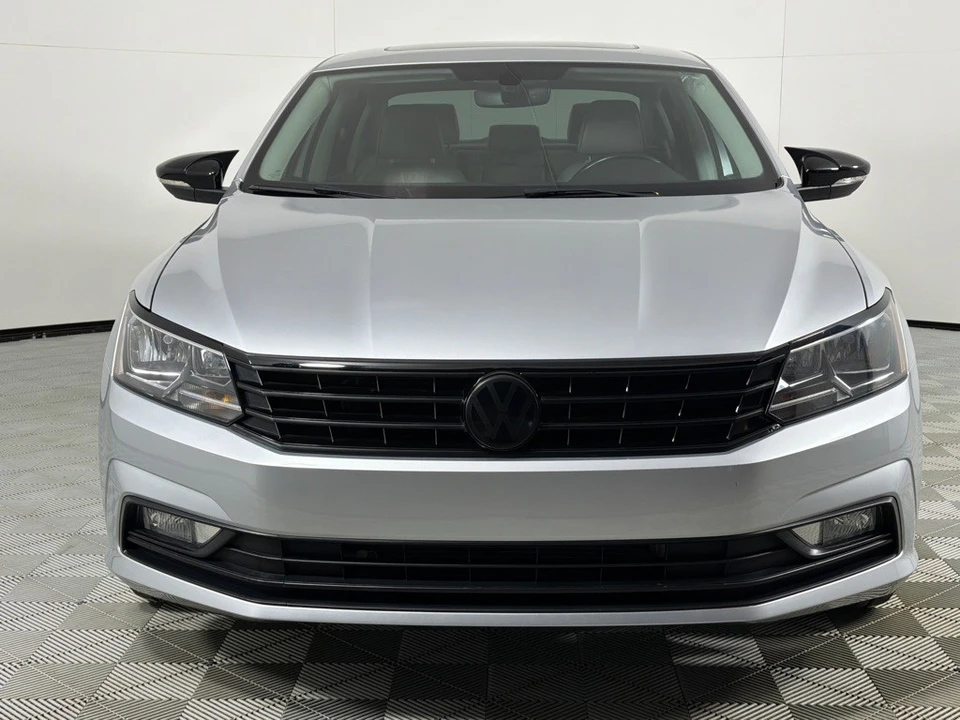 2016 Volkswagen Passat - Image 12 of 12