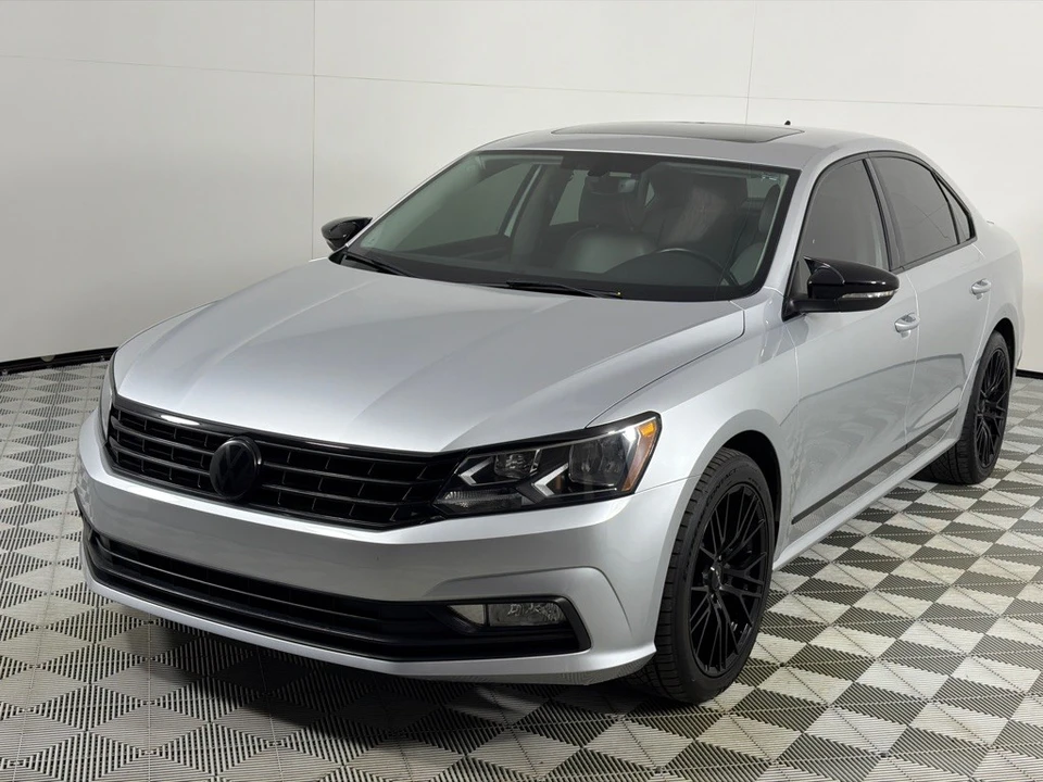 2016 Volkswagen Passat - Image 11 of 12