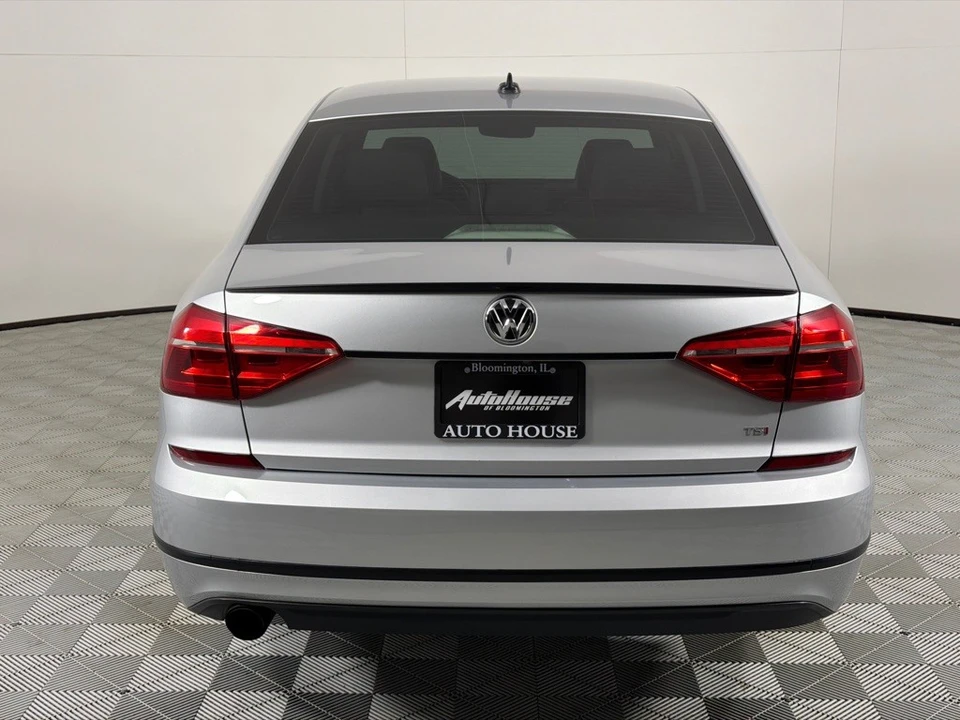 2016 Volkswagen Passat - Image 6 of 12