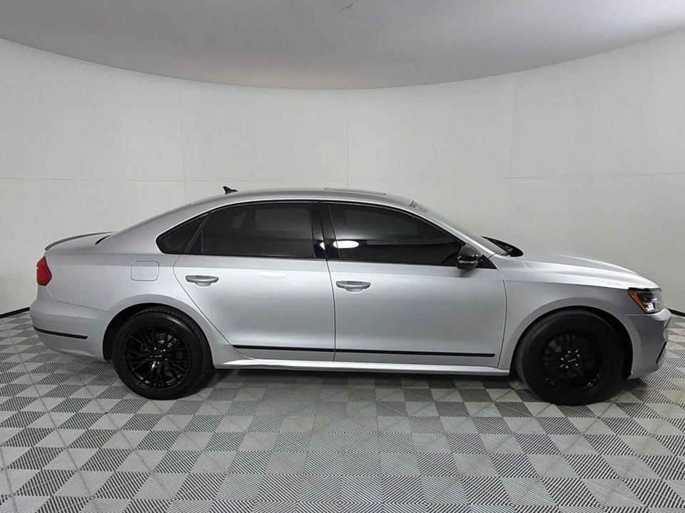 2016 Volkswagen Passat - Image 4 of 12