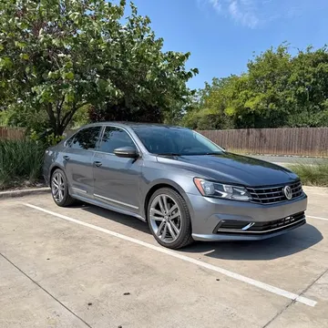 2016 Volkswagen Passat TSI