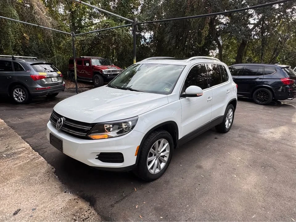 2016 Volkswagen Tiguan - Image 8 of 13