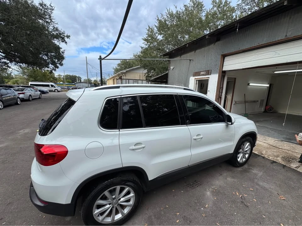 2016 Volkswagen Tiguan - Image 13 of 13