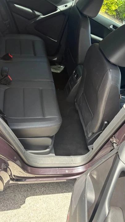 2016 Volkswagen Tiguan - Image 9 of 12