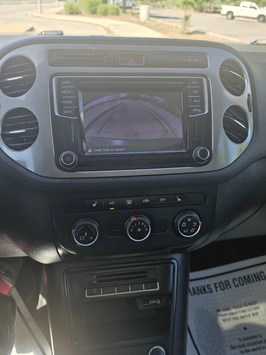 2016 Volkswagen Tiguan - Image 11 of 21