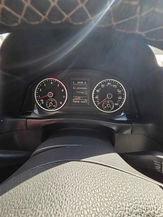 2016 Volkswagen Tiguan - Image 19 of 21