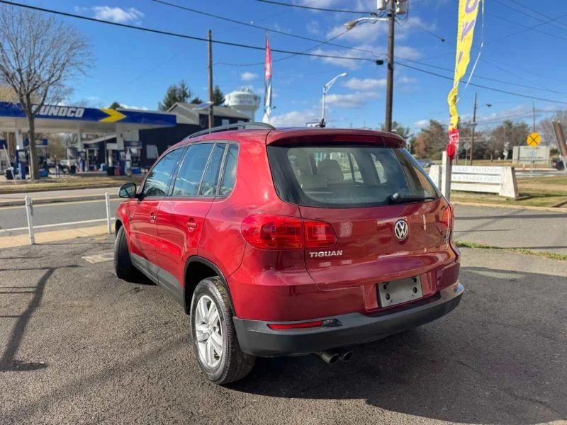 2016 Volkswagen Tiguan - Image 11 of 12