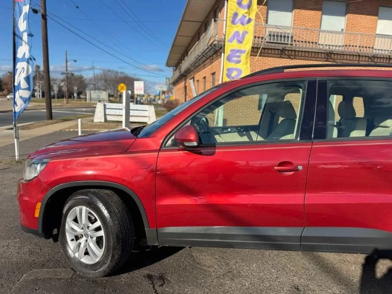 2016 Volkswagen Tiguan - Image 7 of 12