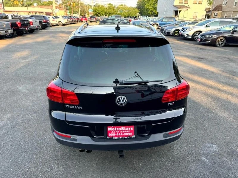 2016 Volkswagen Tiguan - Image 6 of 12