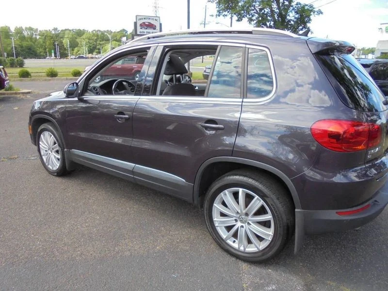 2016 Volkswagen Tiguan - Image 4 of 12