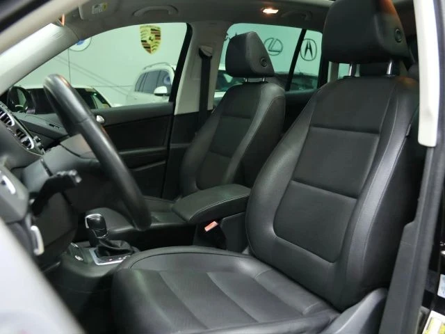 2016 Volkswagen Tiguan - Image 20 of 21