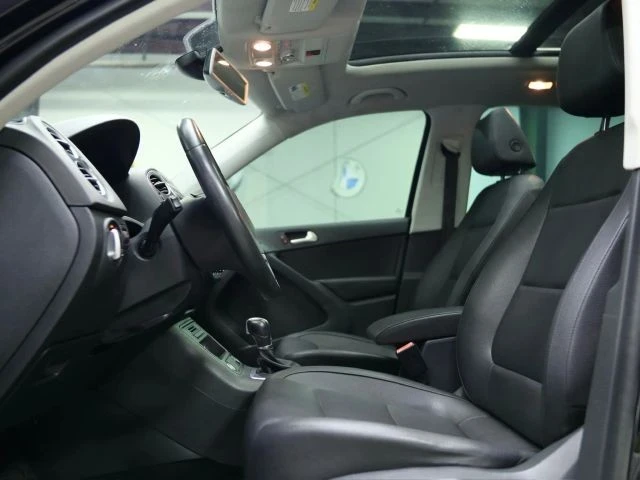 2016 Volkswagen Tiguan - Image 19 of 21