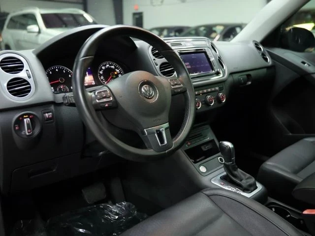 2016 Volkswagen Tiguan - Image 18 of 21