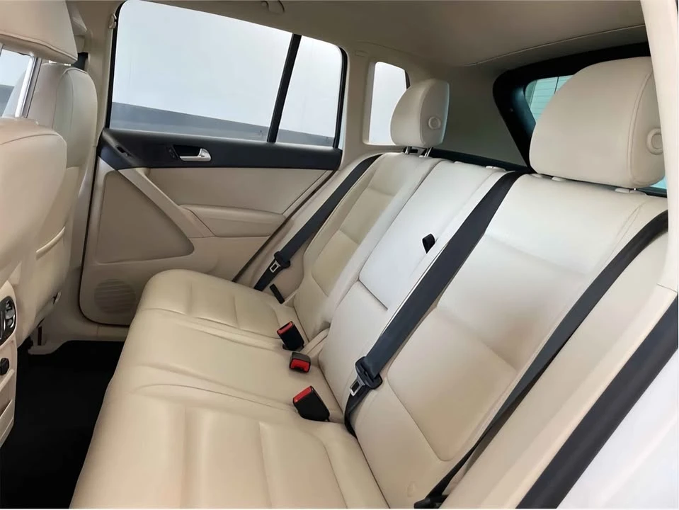 2016 Volkswagen Tiguan - Image 9 of 11