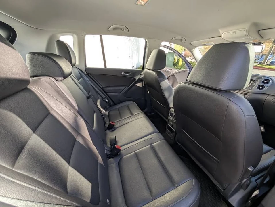 2016 Volkswagen Tiguan - Image 10 of 16