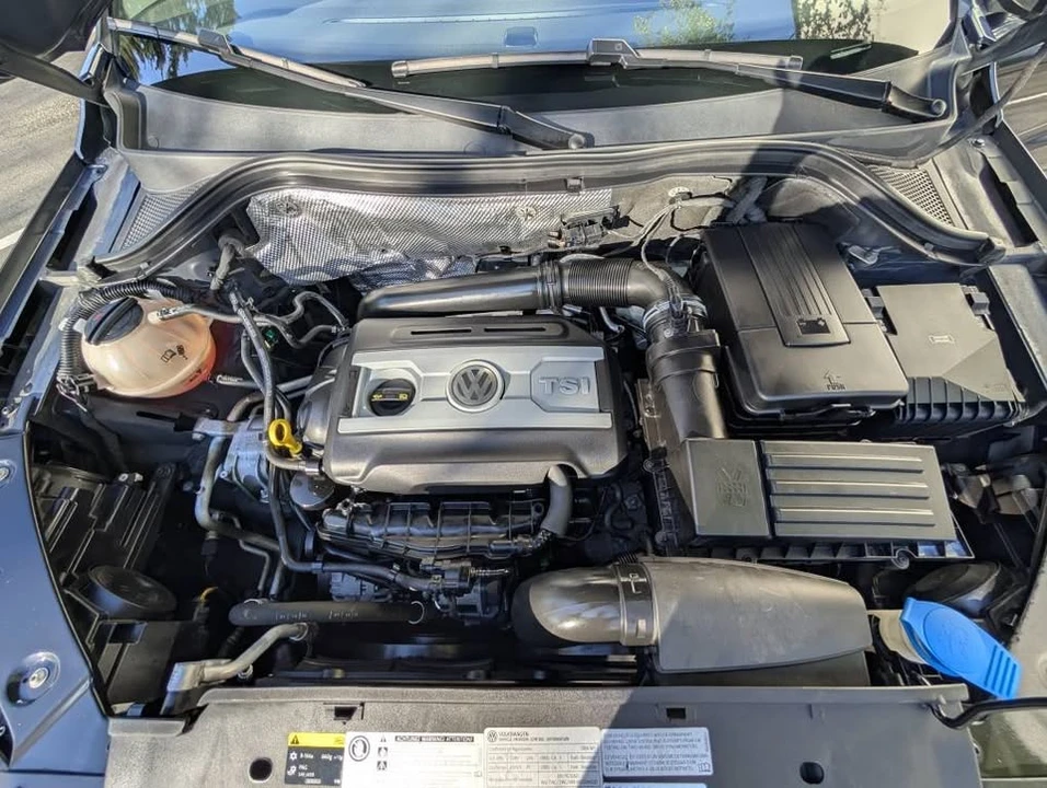 2016 Volkswagen Tiguan - Image 15 of 16