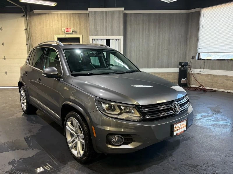 2016 Volkswagen Tiguan - Image 8 of 12