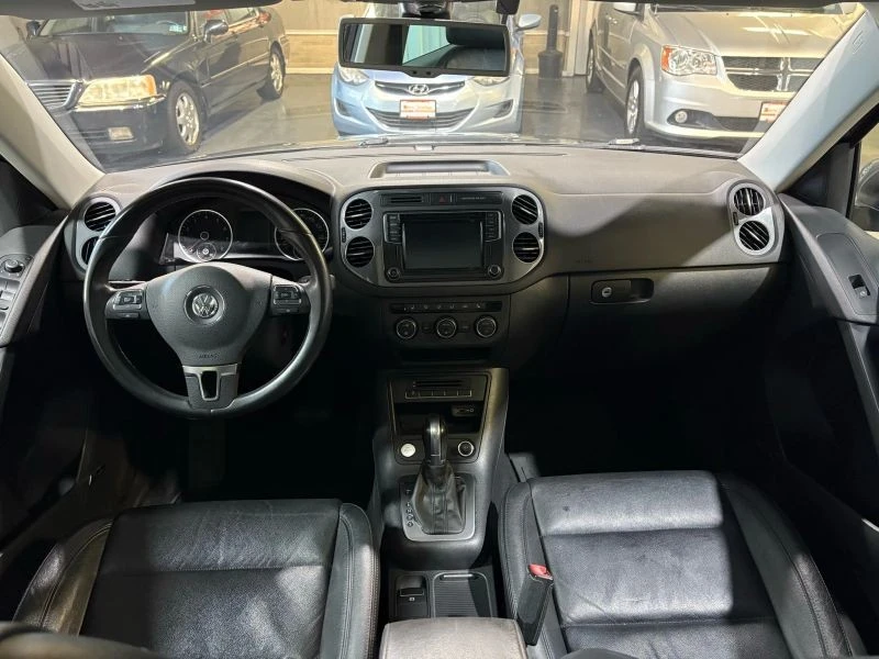 2016 Volkswagen Tiguan - Image 12 of 12