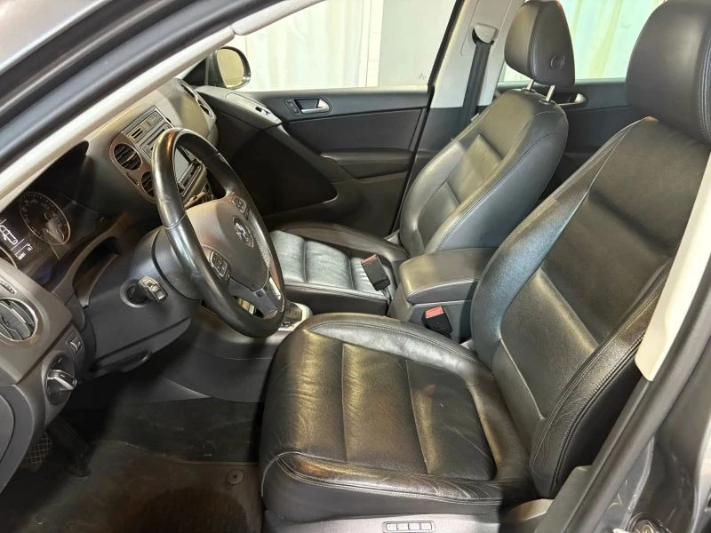 2016 Volkswagen Tiguan - Image 9 of 12