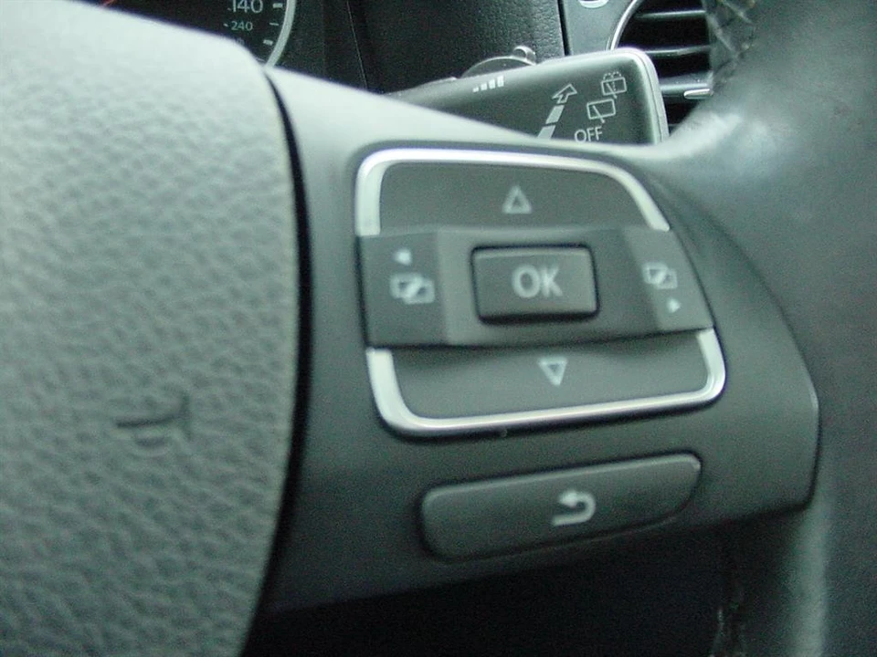 2016 Volkswagen Tiguan - Image 7 of 12