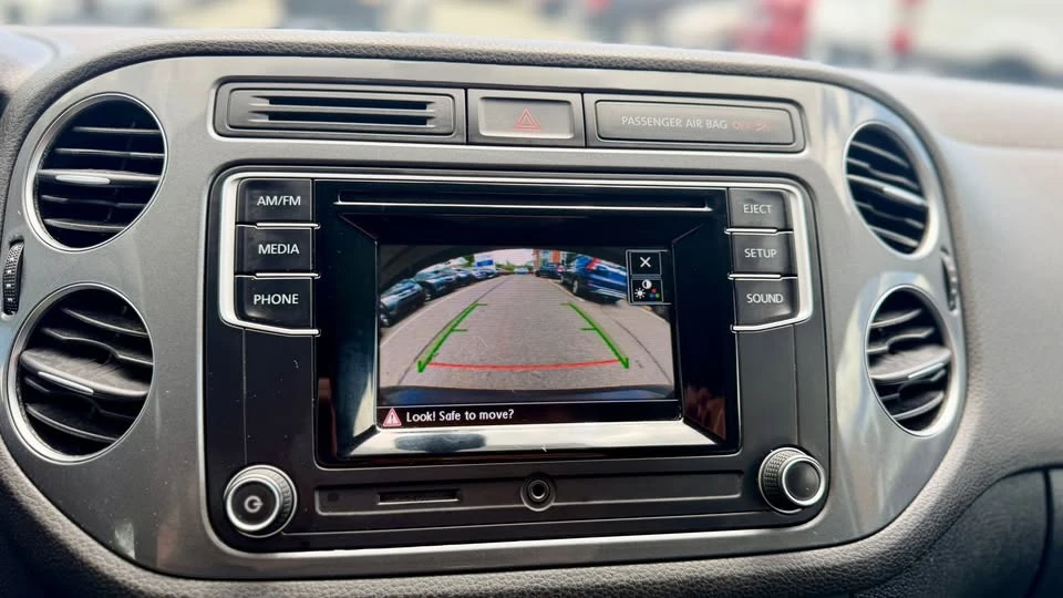2016 Volkswagen Tiguan - Image 16 of 21