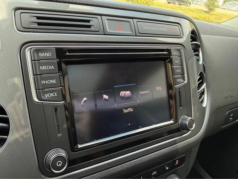 2016 Volkswagen Tiguan - Image 18 of 20